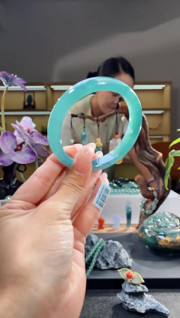 未镶嵌手镯翡翠59圈