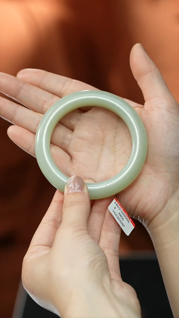 【闪购商品】和田玉手镯未镶嵌手镯  56-57