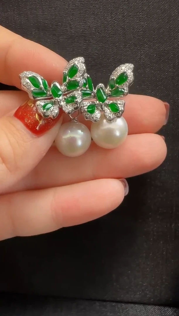 【闪购商品】翡翠耳饰18K金镶嵌147蝴蝶一对