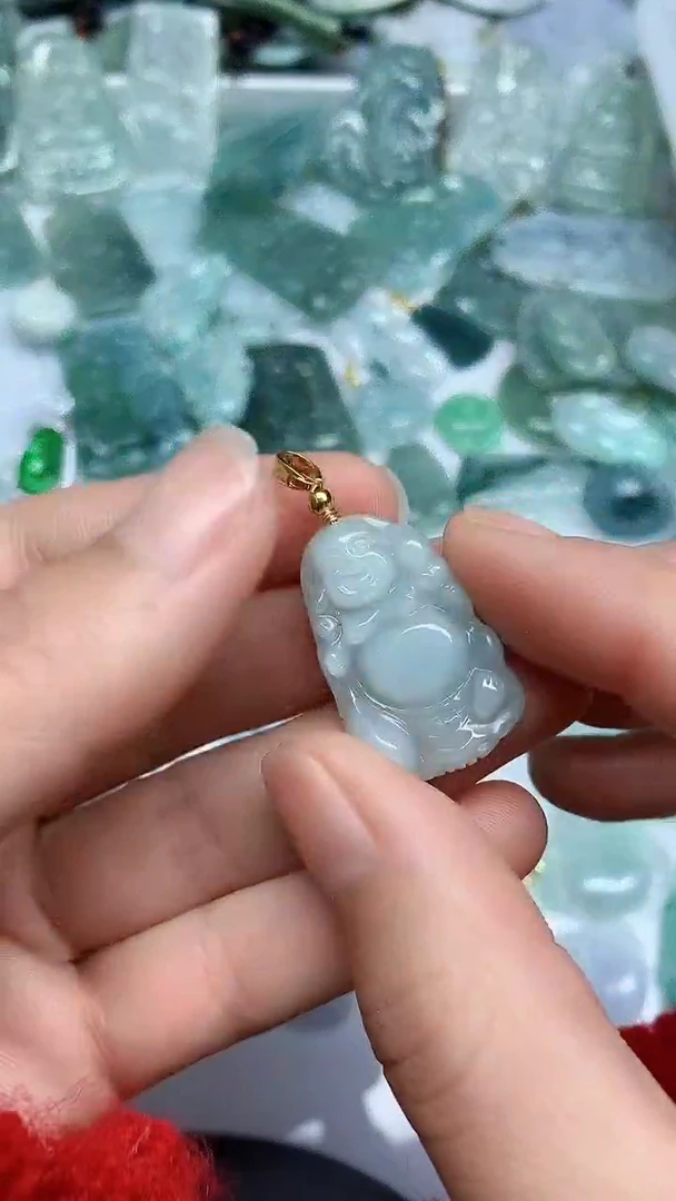 【闪购商品】翡翠颈饰未镶嵌臻露珠宝27