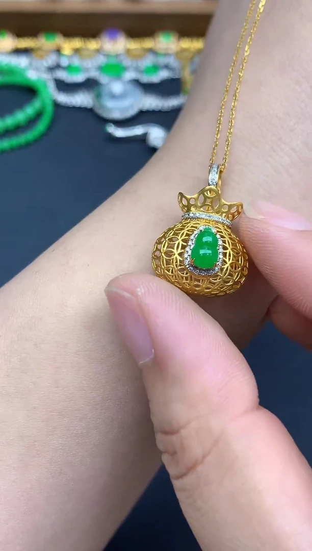 翡翠18K金镶嵌吊坠(不含链)514-春日珠宝