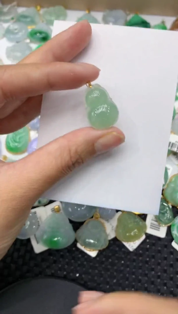 【闪购商品】翡翠颈饰18K金镶嵌111111111111