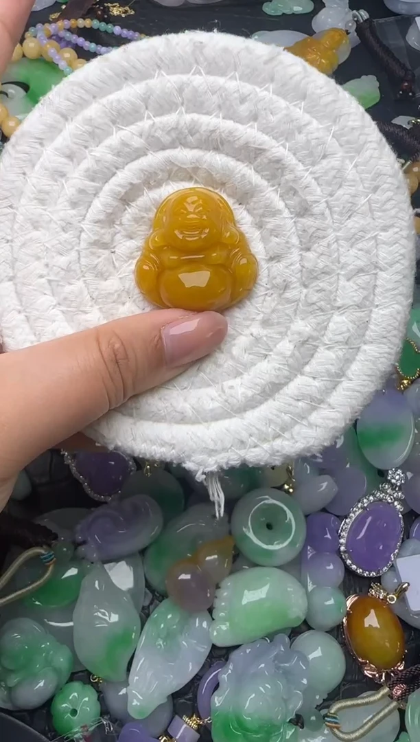 颈饰未镶嵌翡翠缅甸翡翠吊坠
