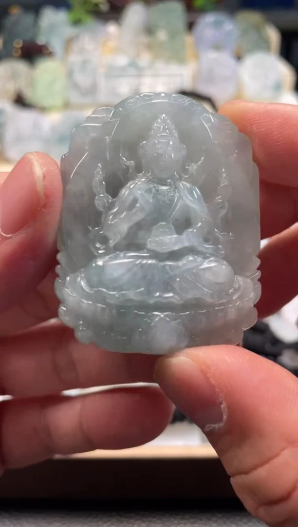 颈饰未镶嵌翡翠凸*11/26/018