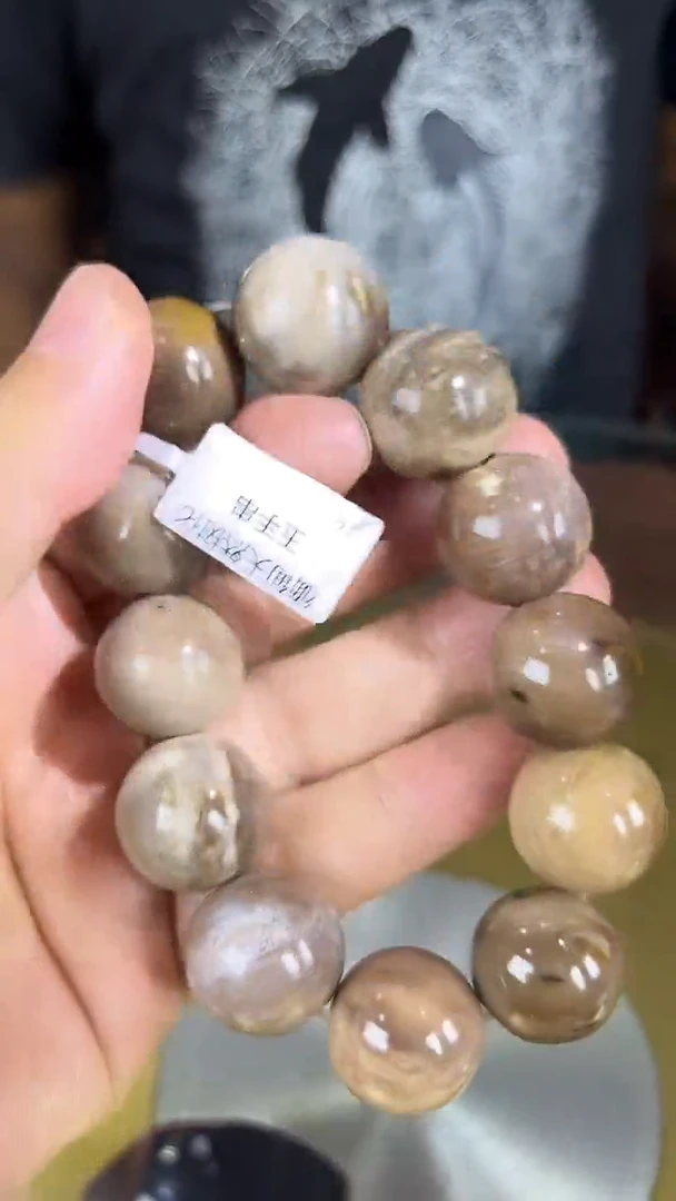 未镶嵌珠宝奇石硅化玉缅甸天然树化玉手串