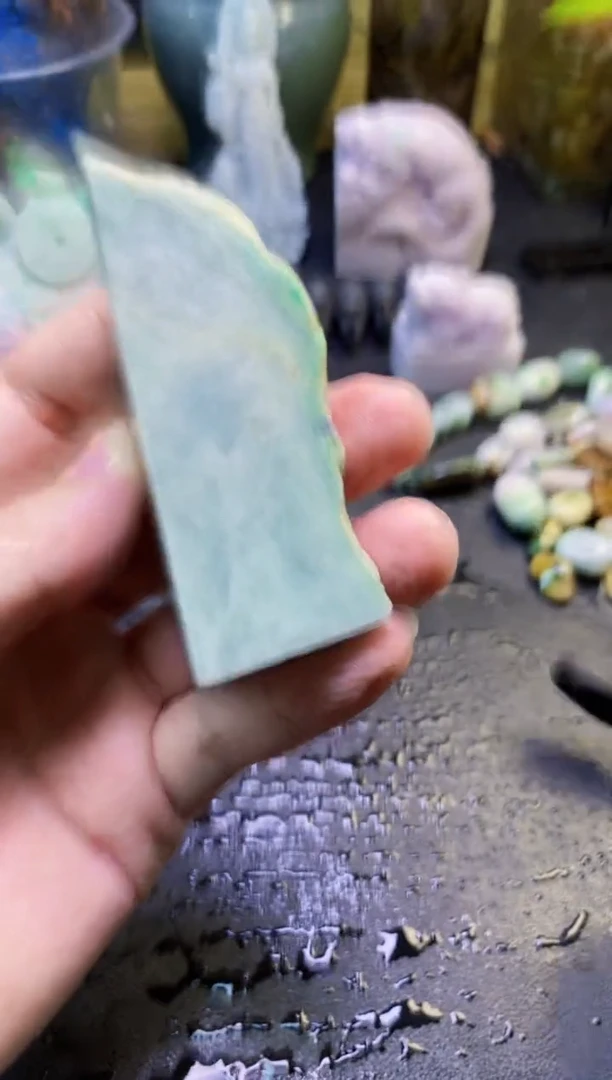 翡翠挂件未镶嵌天然翡翠043