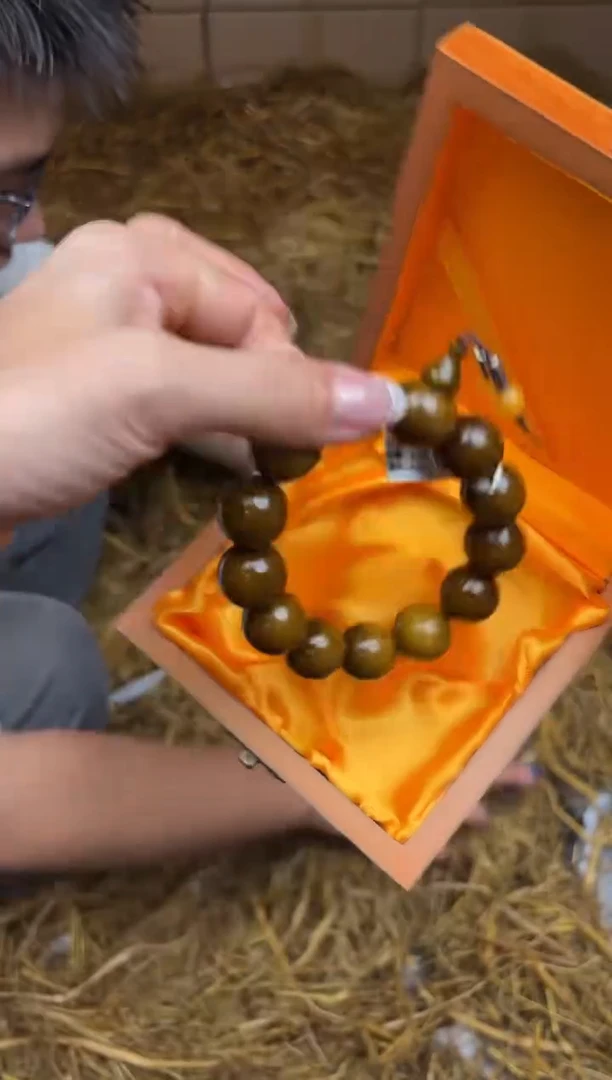 尚品精品手串《无礼盒》