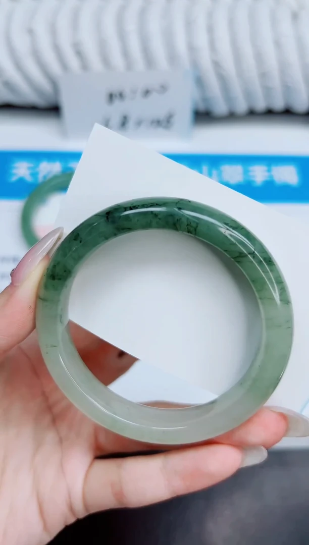 未镶嵌手镯石英质玉16/53.8