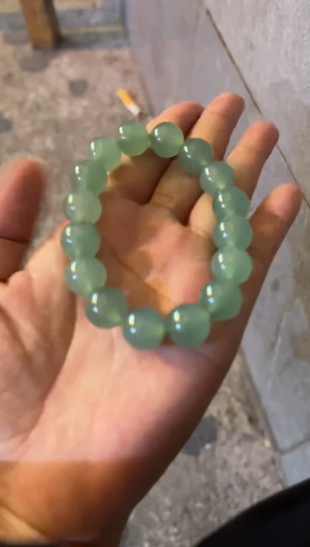 未镶嵌定制翡翠手串