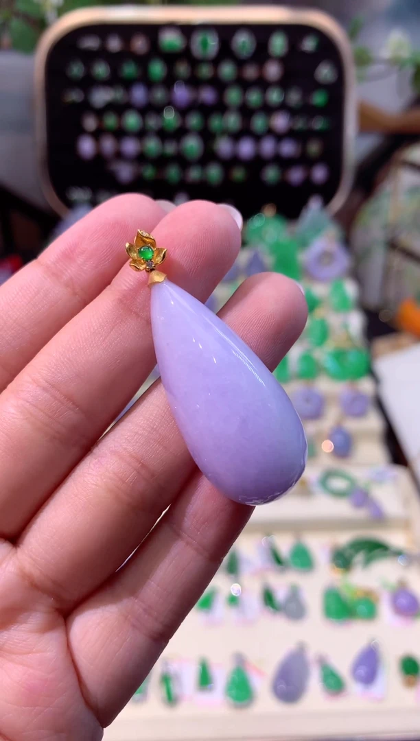 【闪购商品】翡翠颈饰18K金镶嵌缅甸天然A货翡翠