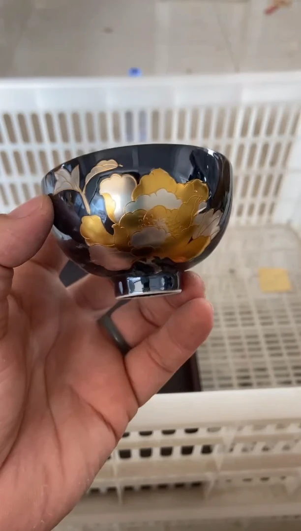 杯无运费险有瑕疵的摄影的产品有使用过的痕迹有点脏介意勿拍