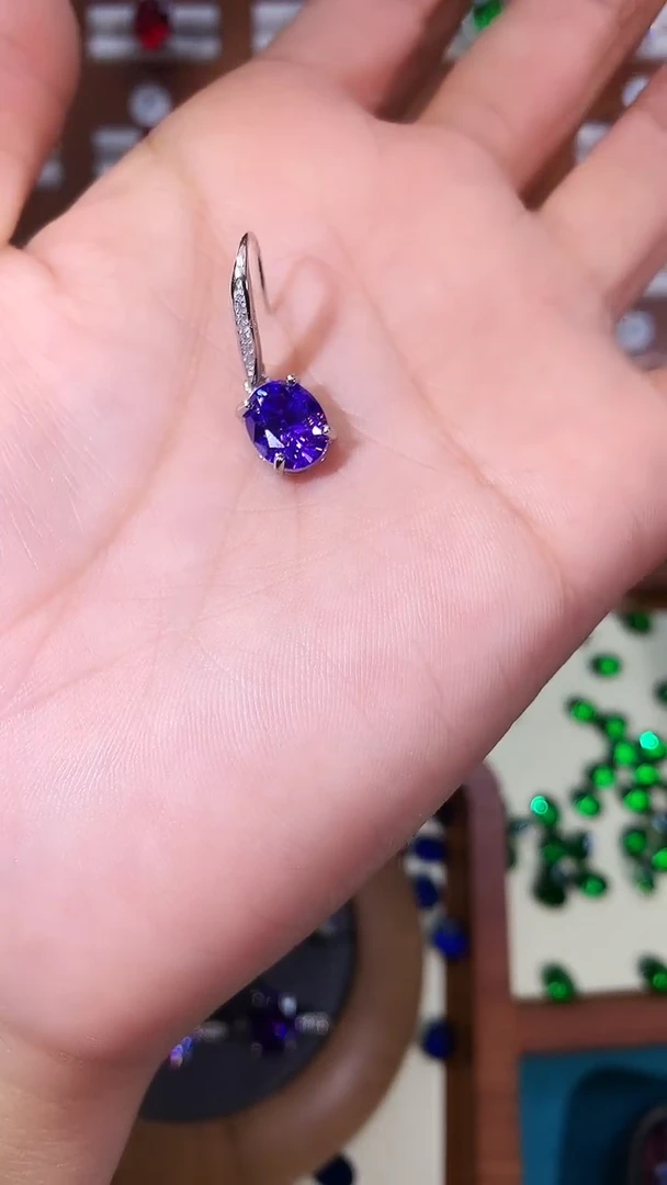 无925银帝王紫耳饰