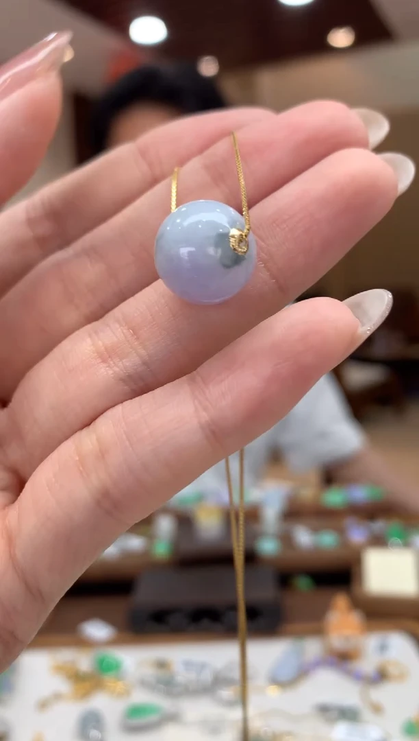 吊坠(赠链)18K金镶嵌翡翠圆珠   配银链