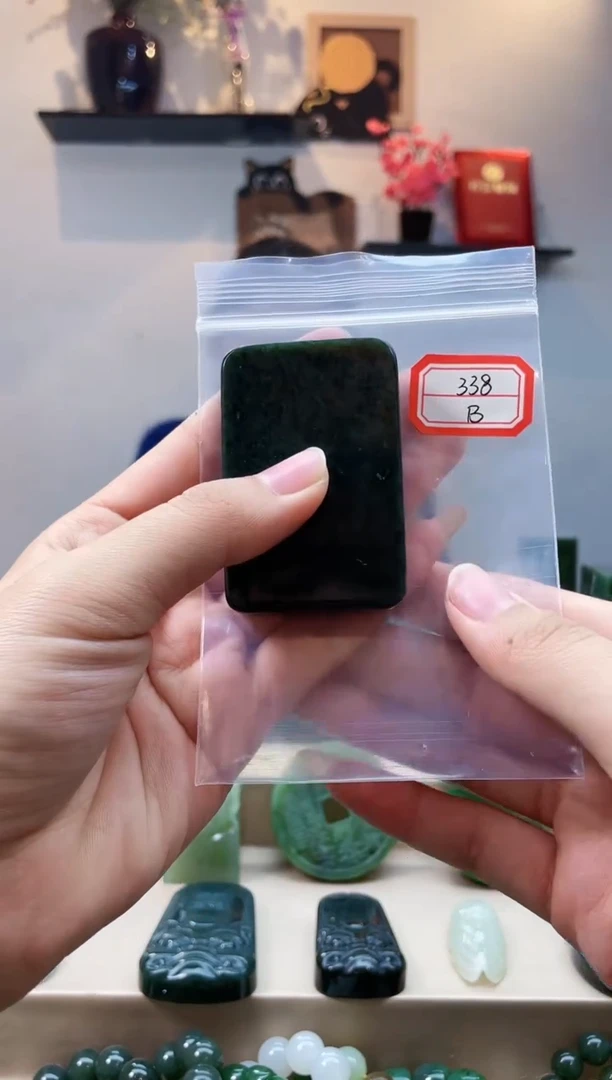 未镶嵌和田玉挂件1