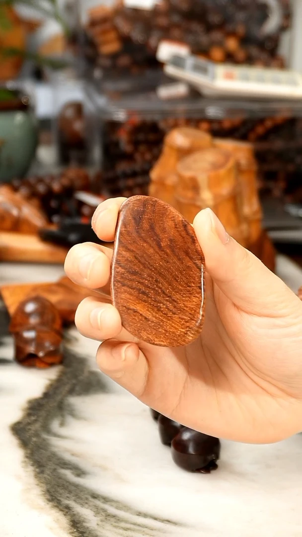 黄花梨/降香黄檀海黄随型挂坠