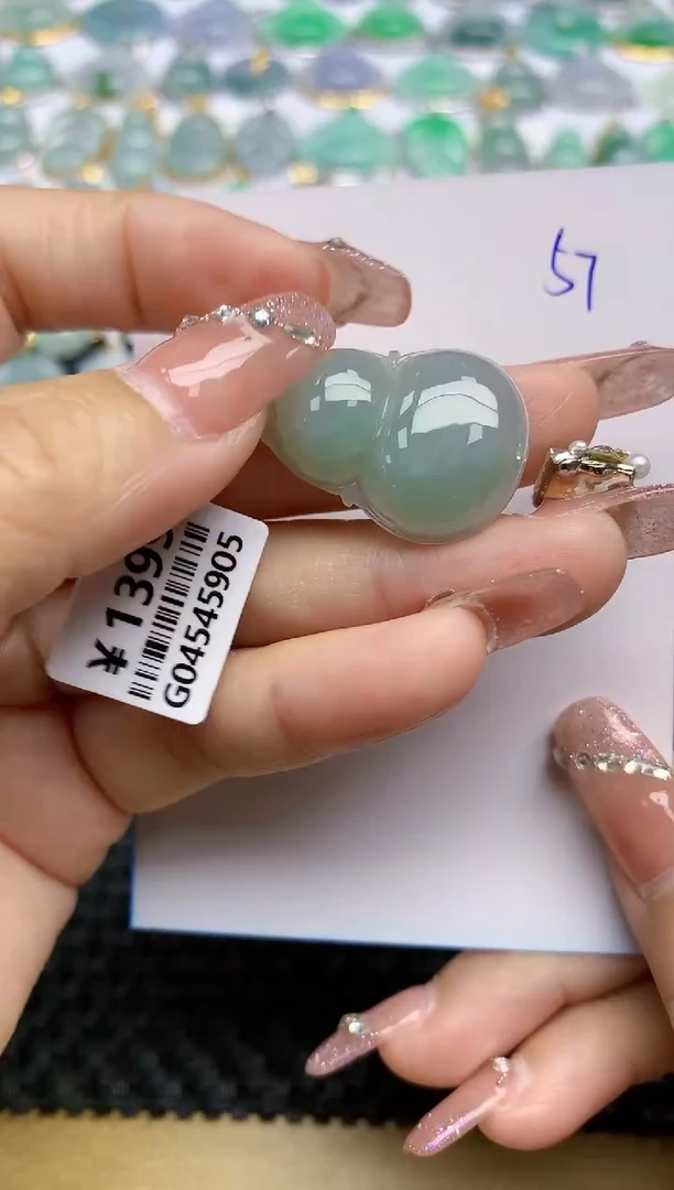 【闪购商品】翡翠颈饰18K金镶嵌天然A货翡翠 57