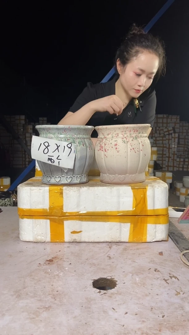 宜兴紫砂粗陶花盆18/19