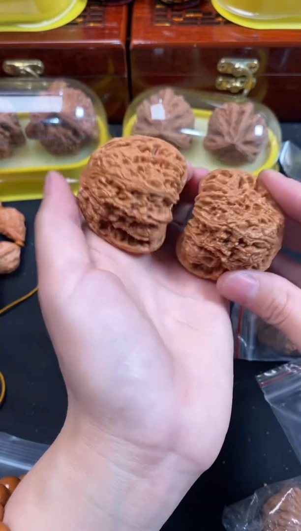 把件文玩核桃南疆石45尺v374