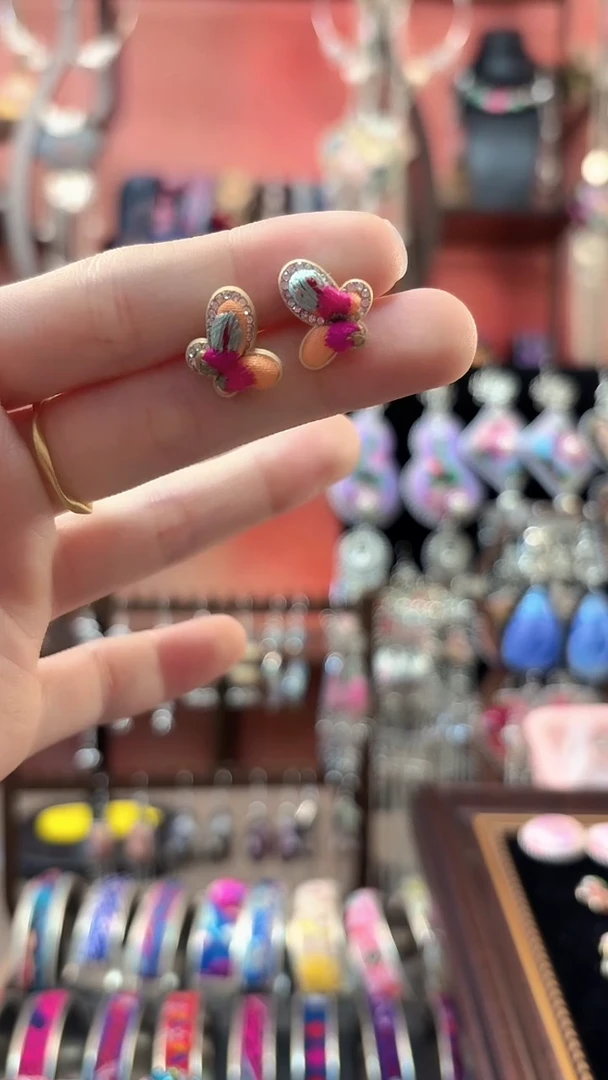 织绣 云织谣民族风精美饰品   303