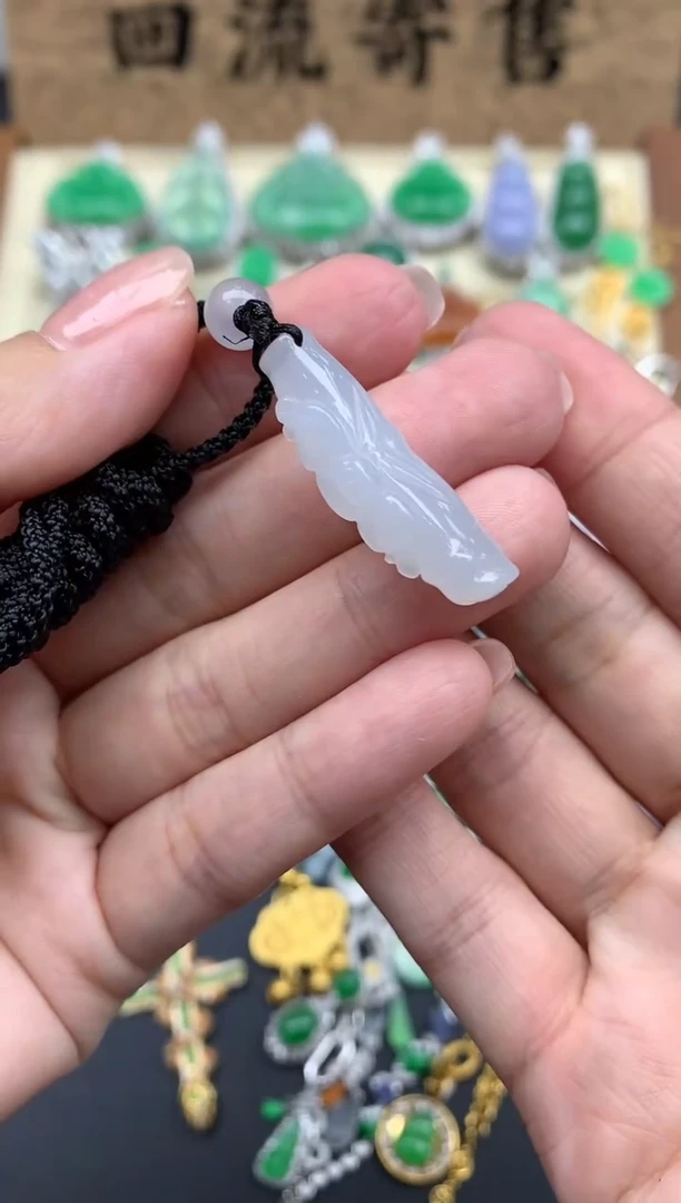 【闪购商品】翡翠颈饰未镶嵌56-中国好珍宝