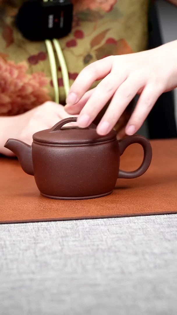 茶壶紫砂大汉瓦 平台底槽清 250cc