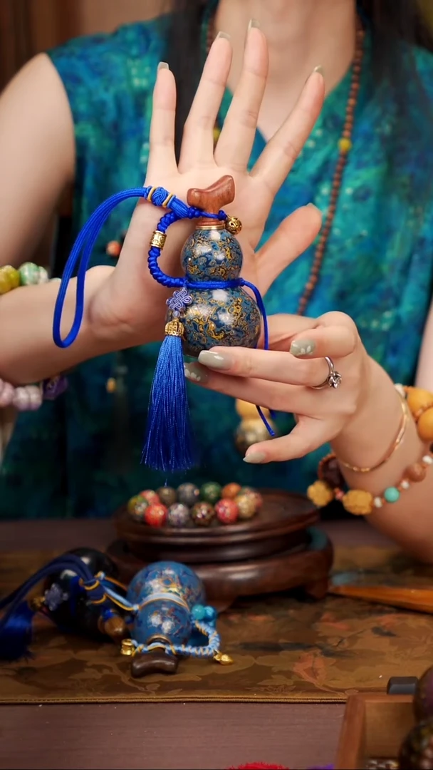 214易林大漆开口小葫芦----168
