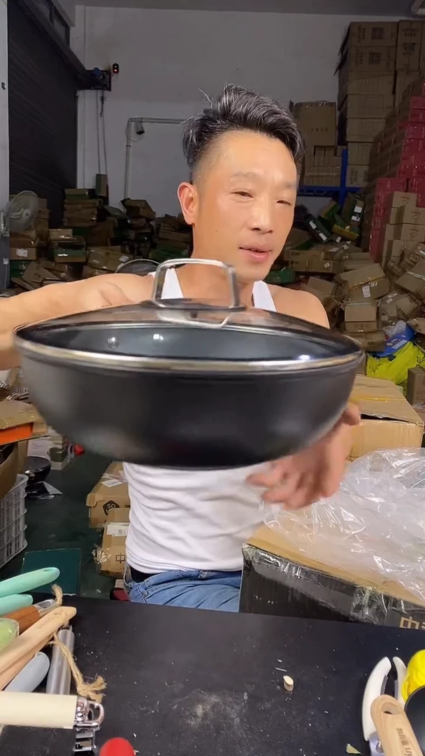 铝合金1德马克钛钻炒锅30有盖