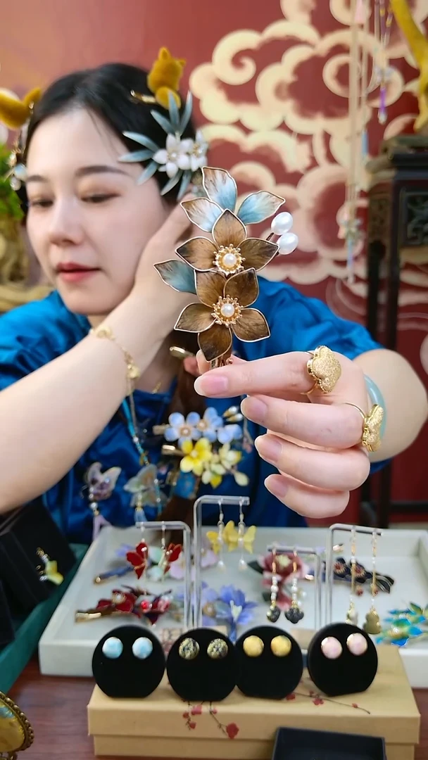 刺绣刺绣非遗纯手工绒花小边夹
