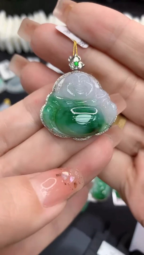 吊坠(不含链)18K金镶嵌翡翠111111111111