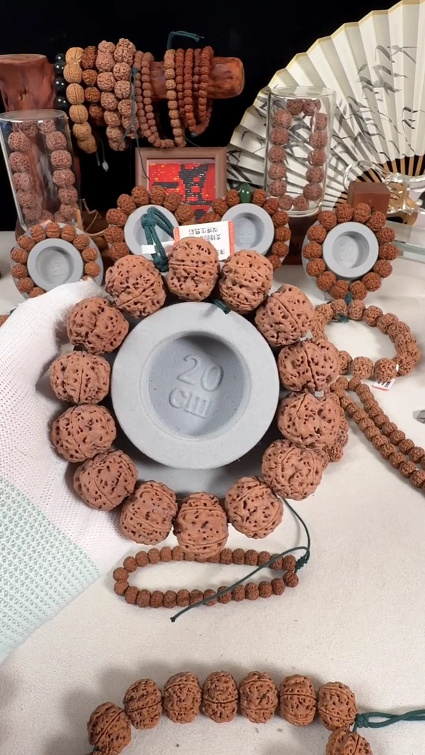 手串金刚菩提五星巨石25mm孔道隐黄