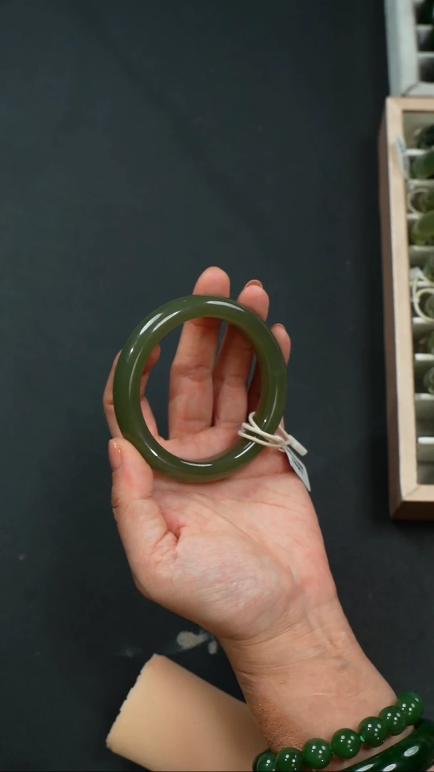 和田玉手镯未镶嵌A0032-60