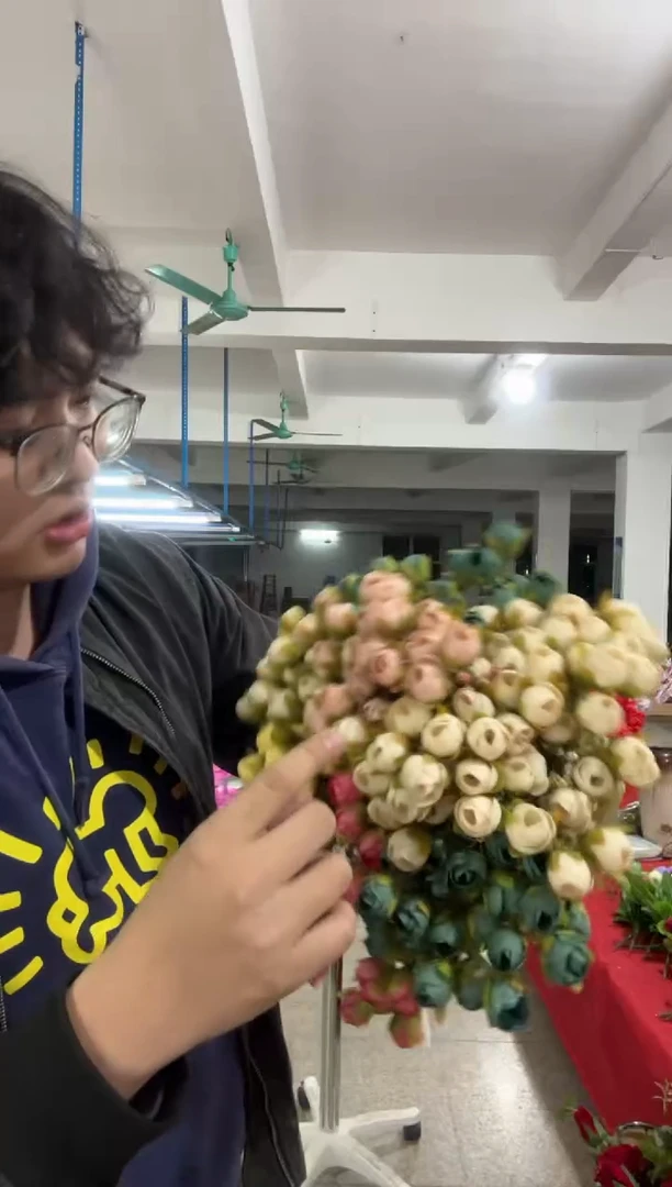 【闪购商品】仿真绿植泡泡玫瑰8束