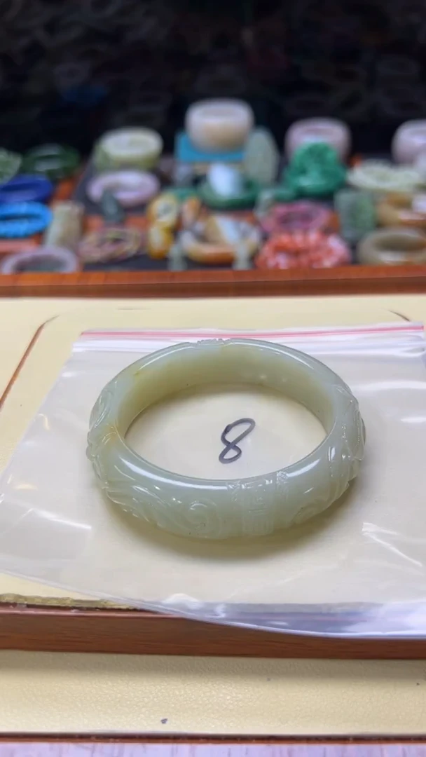 未镶嵌手镯石英质玉甜****儿008