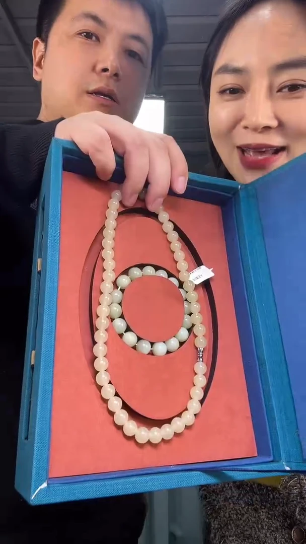 颈饰未镶嵌和田玉套装多样性发货拍一发一