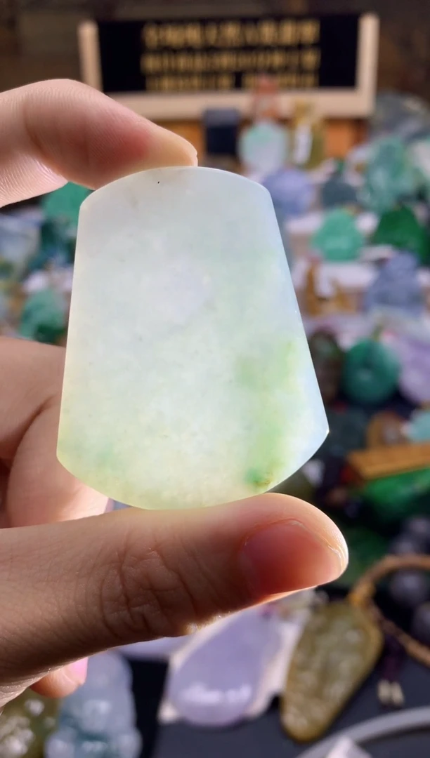 颈饰未镶嵌翡翠天然A货翡翠