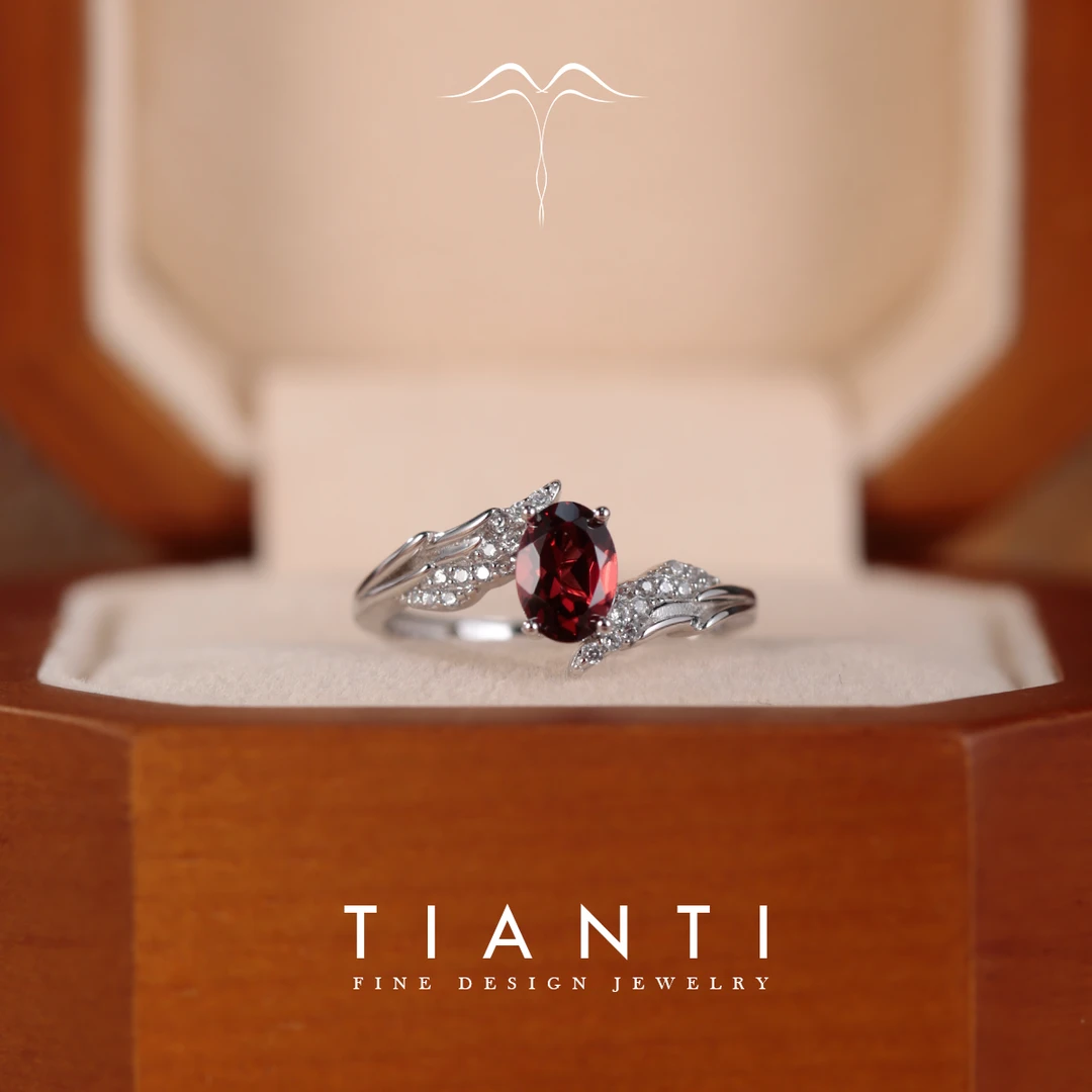 TIANTI/天缇晨曦 5X7 天然石榴石戒指S925银镀铂金色轻奢高级感