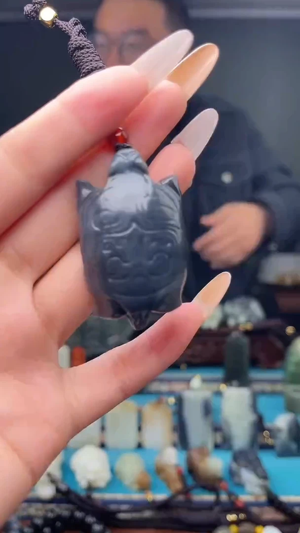 未镶嵌和田玉挂件1