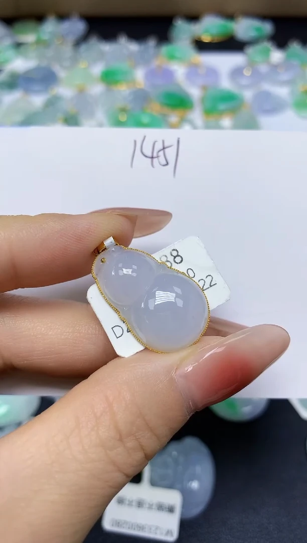 翡翠18K金镶嵌颈饰 天然缅甸翡翠A货