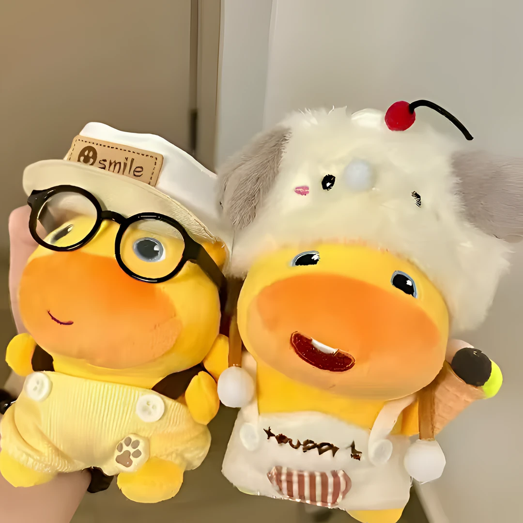 正版水豚玩偶可爱毛绒玩具娃娃钥匙扣噜噜挂件生日礼物送女生闺蜜