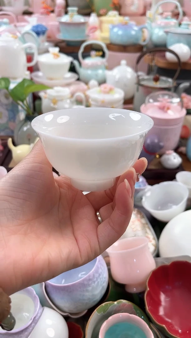 茶具：库存仅剩1件（大）
