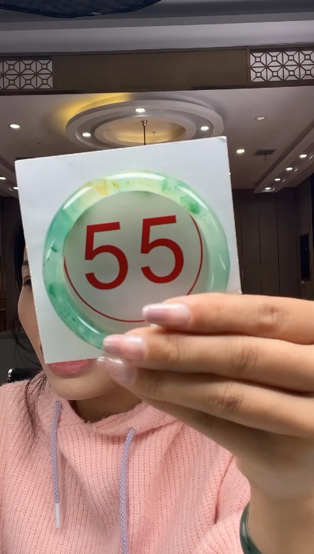 未镶嵌手镯石英质玉84