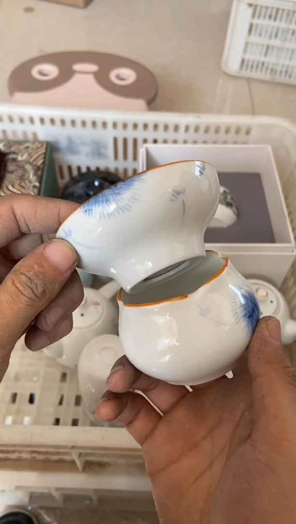 无运费险有瑕疵的摄影的产品有使用过的痕迹有点脏介意勿拍
