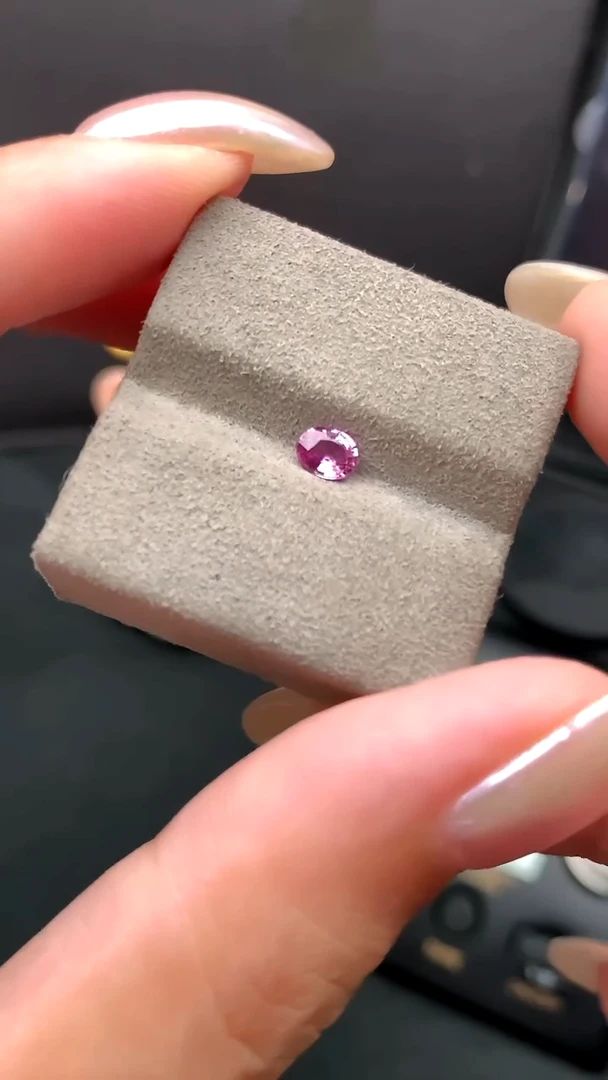 蓝宝石裸石未镶嵌0.37ct