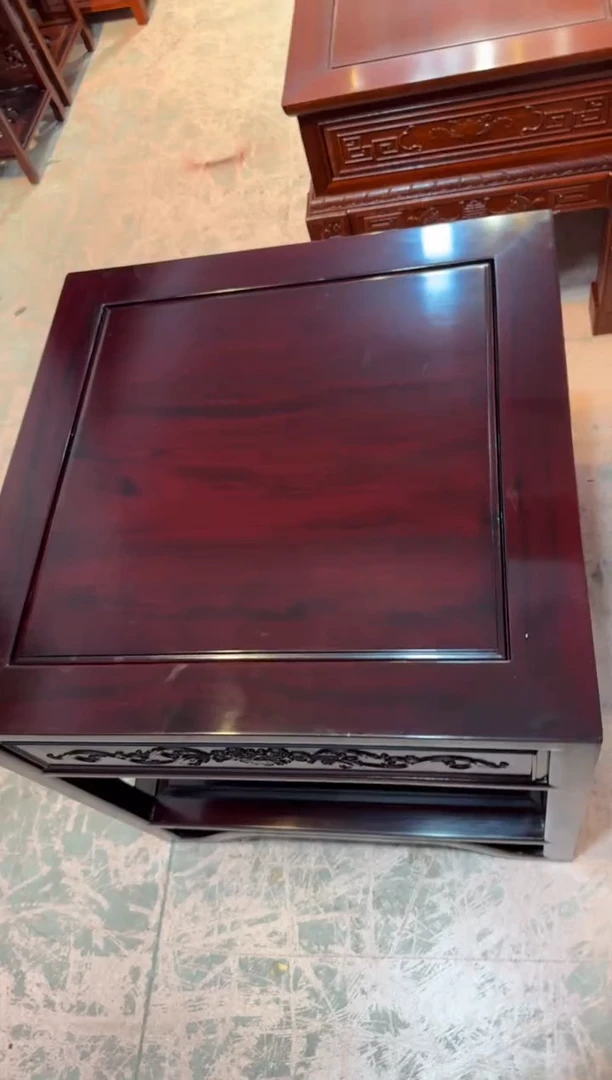 红酸枝木类家具桌