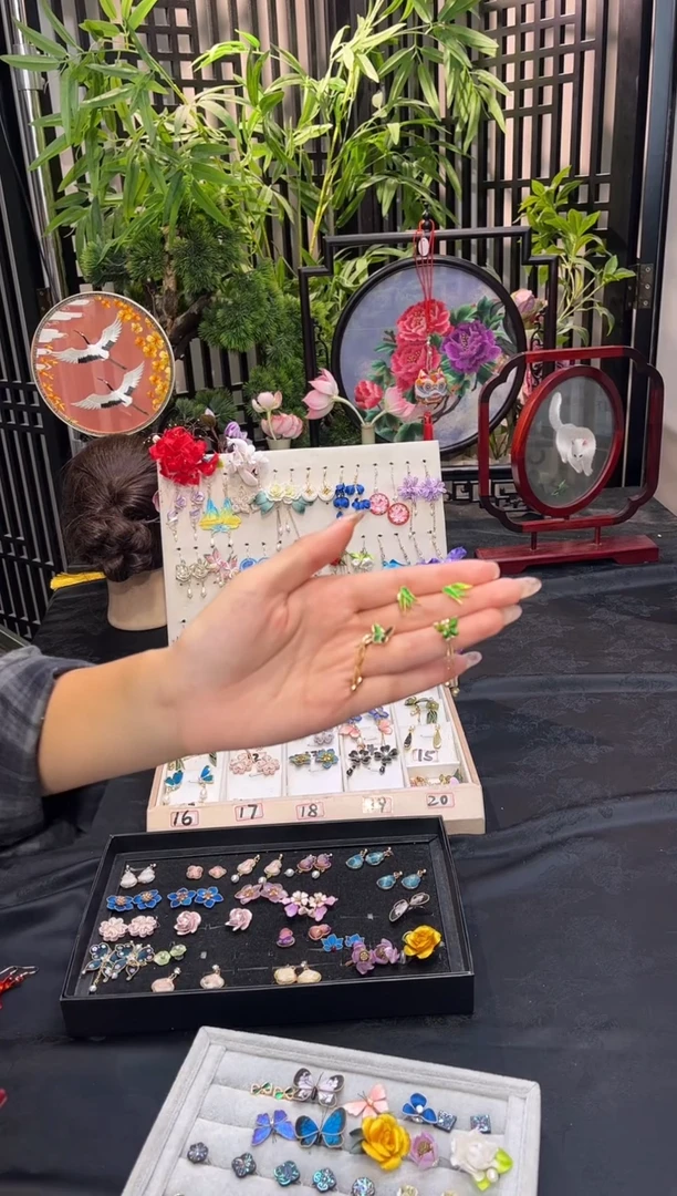 织绣缄***静非遗苏绣手工饰品