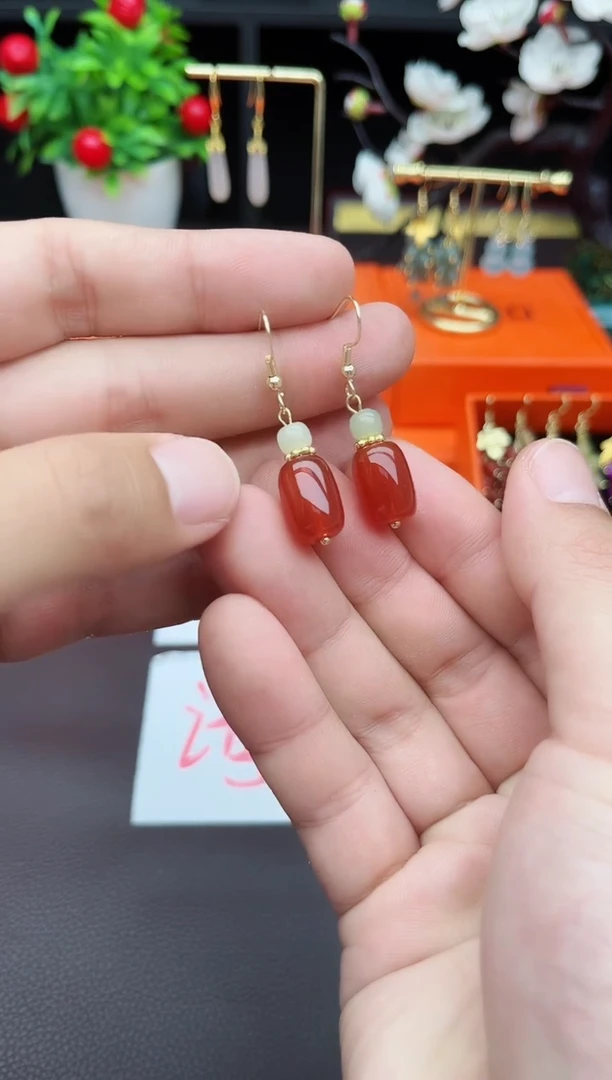 玛瑙/玉髓耳饰银S925镶嵌335000