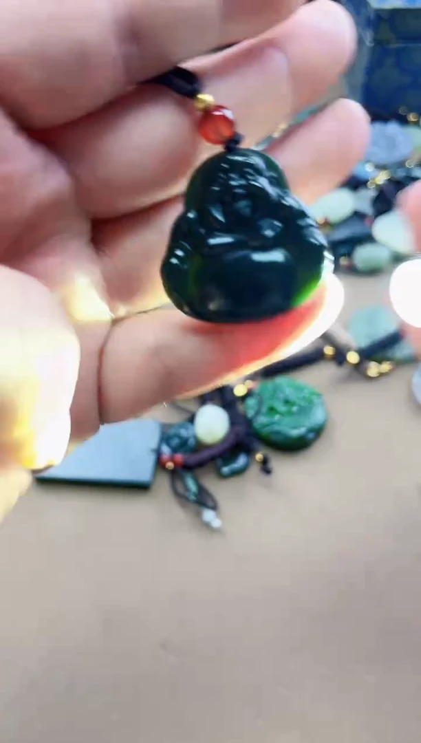 和田玉未镶嵌挂件拍一发一，多样性发货！