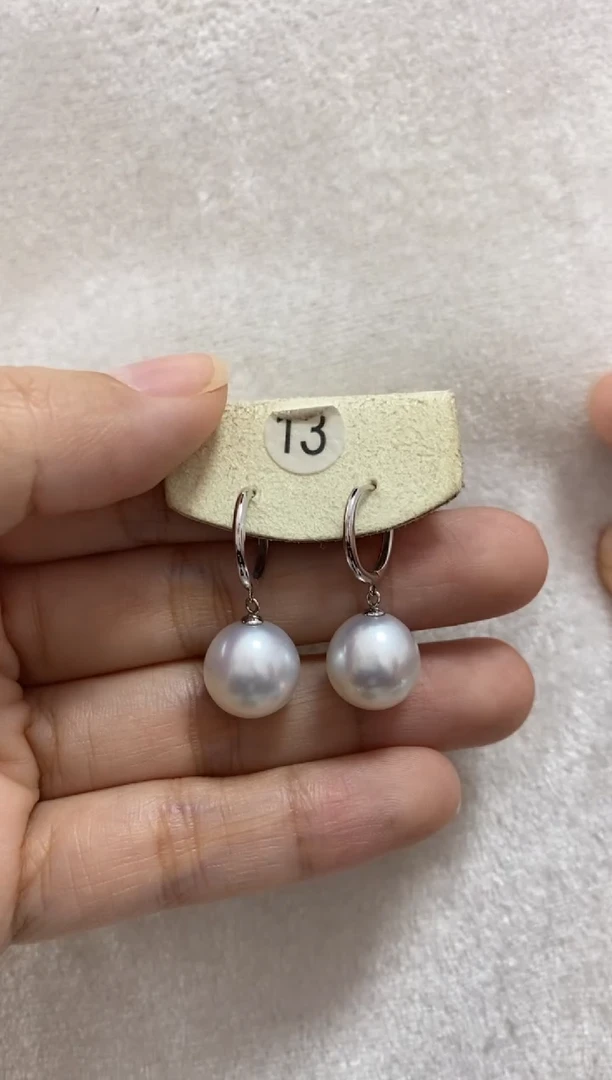 【闪购商品】海水珍珠耳饰18K金镶嵌澳白