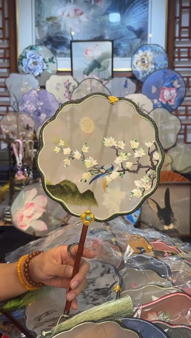 扇子纯手工苏绣团扇 买一送一