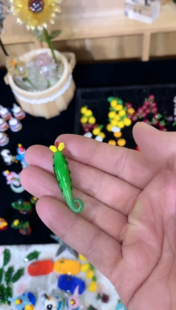 琉璃手工艺品挂钩黄瓜